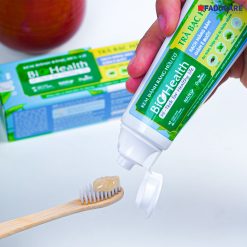 Kem đánh răng trà bạc hà BioHealth – Sạch mảng bám, thơm miệng