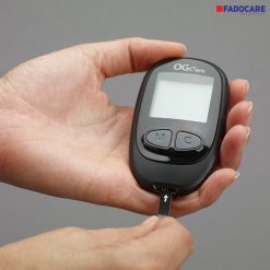 Hướng dẫn gắn que thử vào máy đo đường huyết OGCare